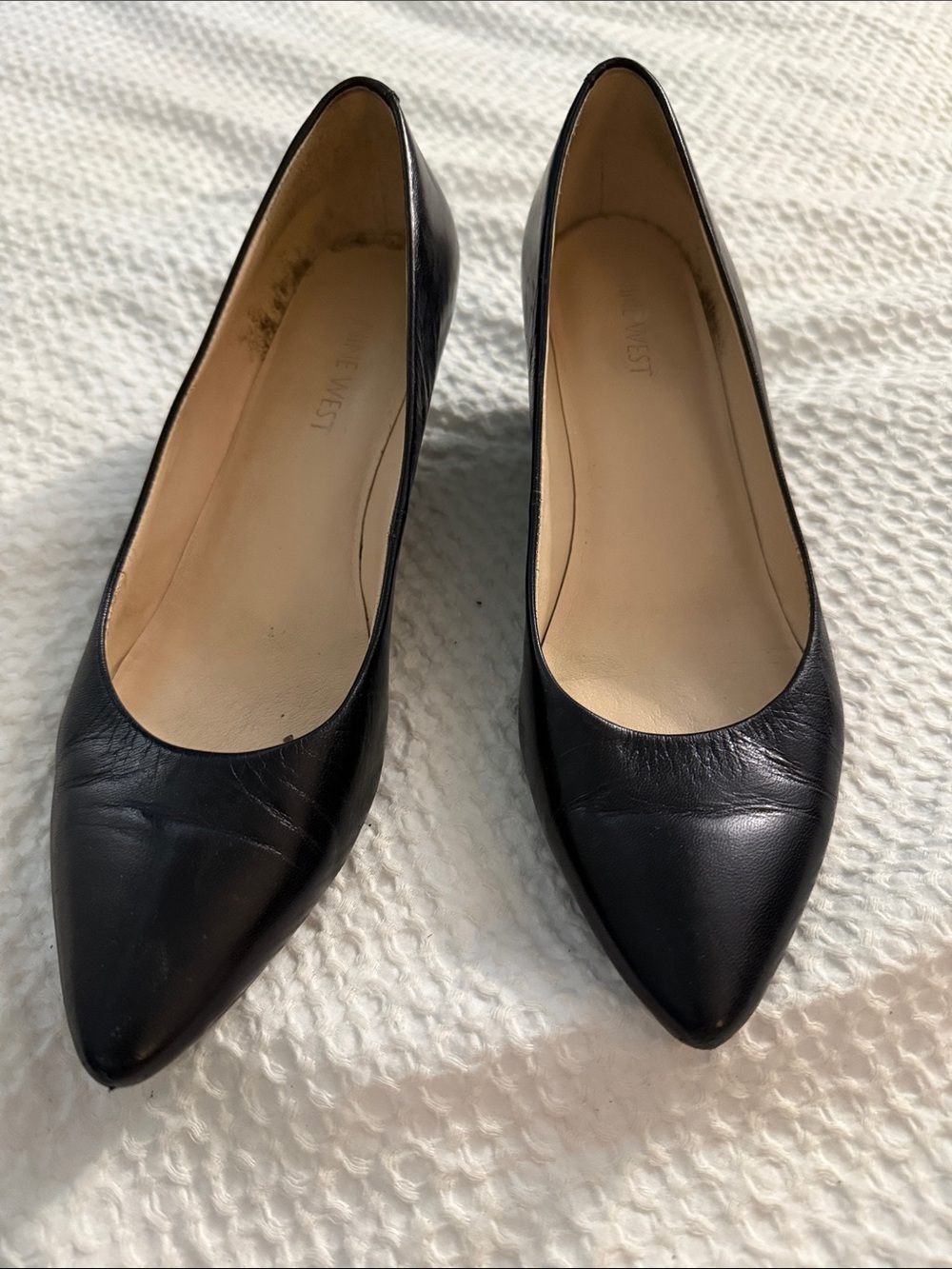 Nine West Black Pointed-Toe Leather Flats